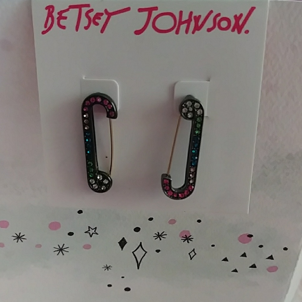 Betsey Johnson gorgeous earrings